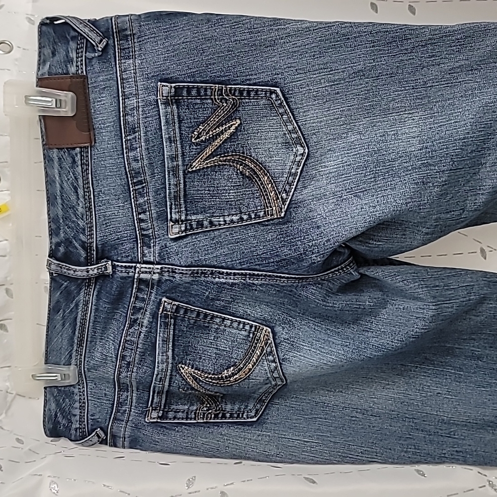 MAURICES Straight-Leg Jean with Everflex  size 7/8 regular
